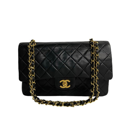 Chanel Medium Classic Double Flap Bag  Leather Crossbody Bag in Good condition