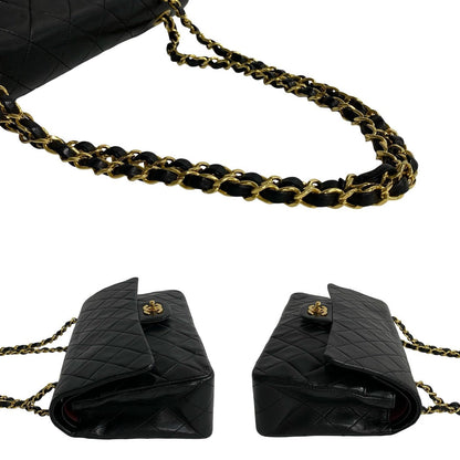 Chanel Medium Classic Double Flap Bag  Leather Crossbody Bag in Good condition