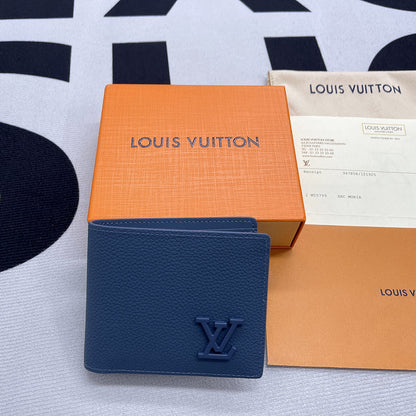 Franco Shops - Louis Vuittons  - 10746