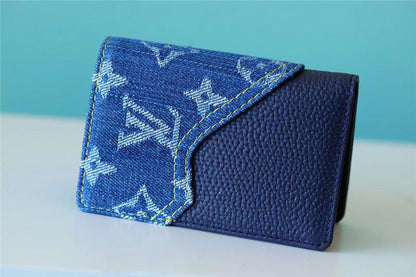 Franco Shops - Louis Vuittons  - 10777