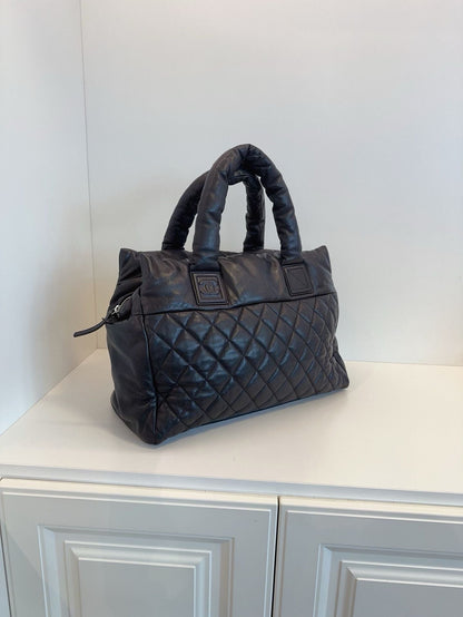 Vintage Chanel bag caviar leather black **cm
