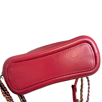 Aged Calfskin Quilted Small Gabrielle Hobo Red