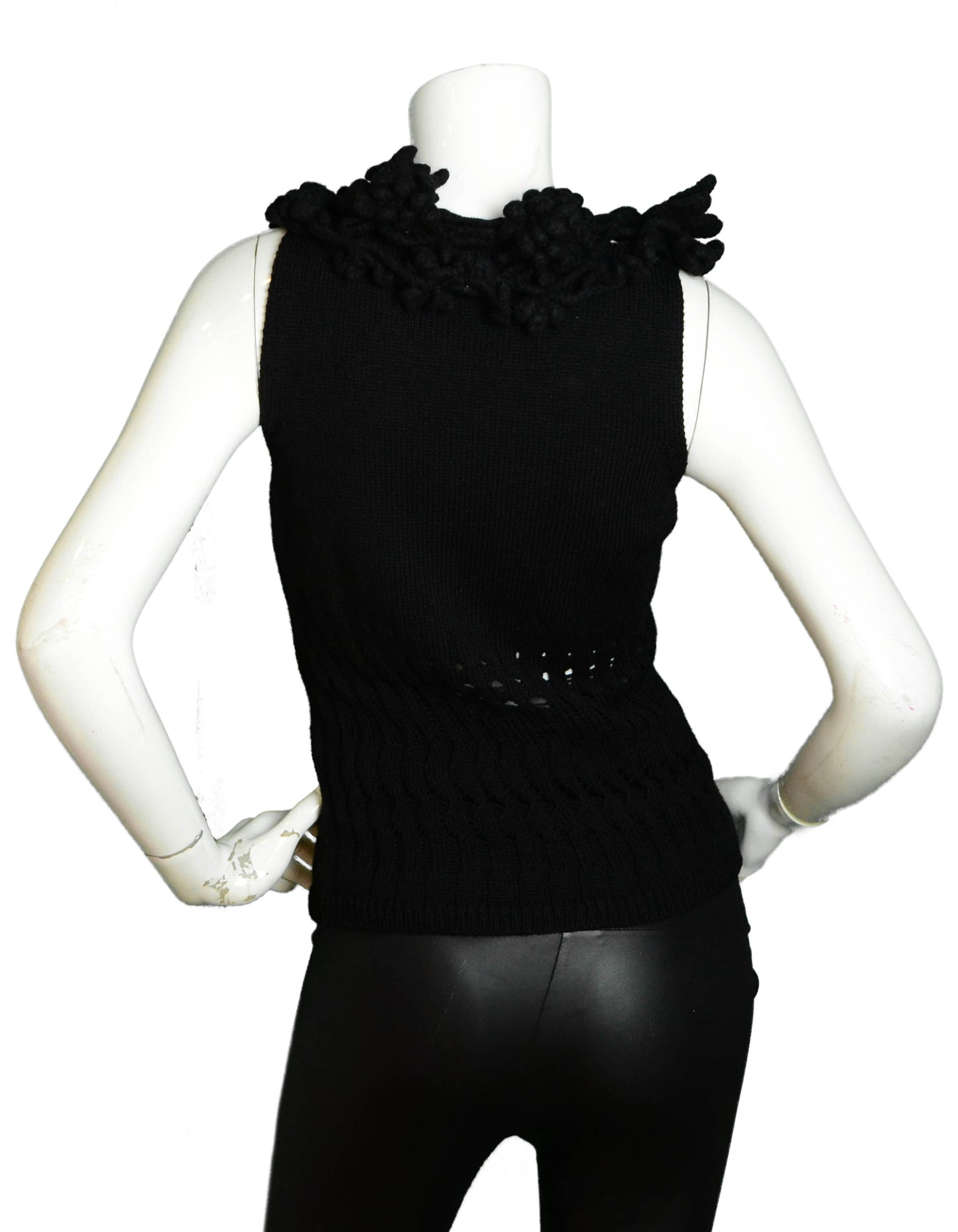 Chanel Black Knit Sleeveless Top w/Chunky Crochet Trim FR38