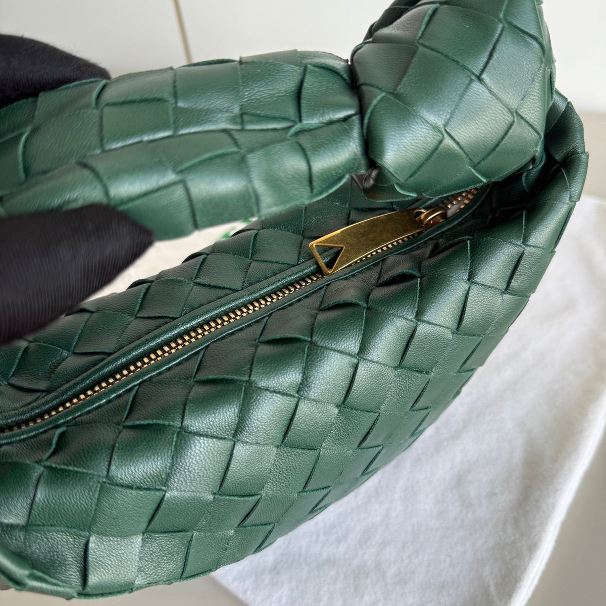 Bottega Veneta Jodie Mini Dark Forest Green Lambskin Leather Clutch Bag Never Worn
