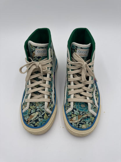 Shoes Luxury Designer By Gucci In Multi, Size:9