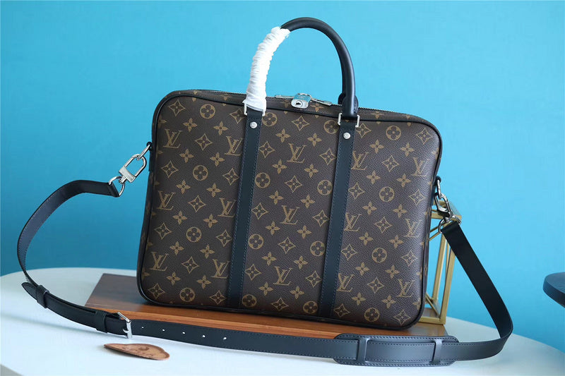 Franco Shops - Louis Vuittons  - 9853
