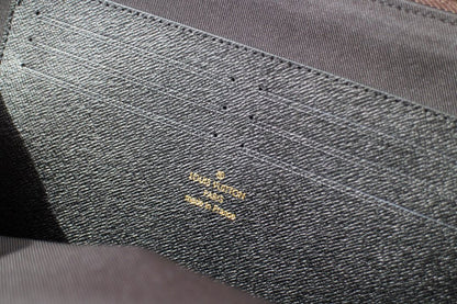 Franco Shops - Louis Vuittons  - 15541