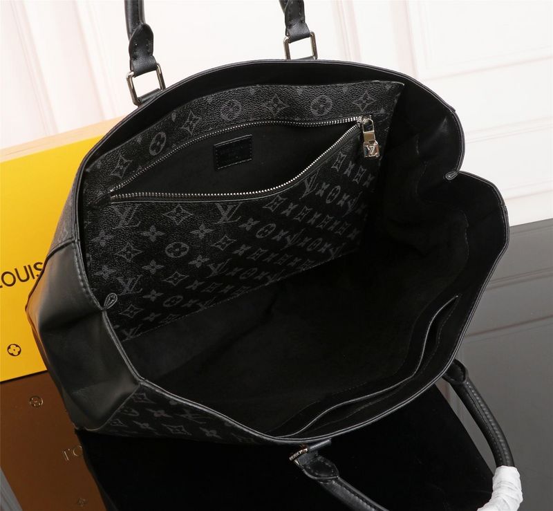 Franco Shops - Louis Vuittons  - 15519