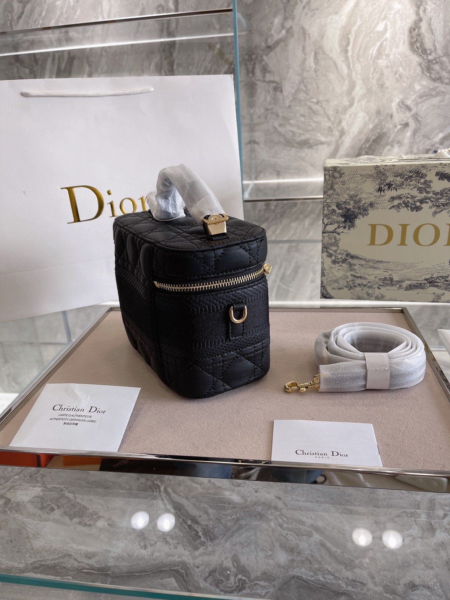 MO - Top Quality Bags Christian Dior 215