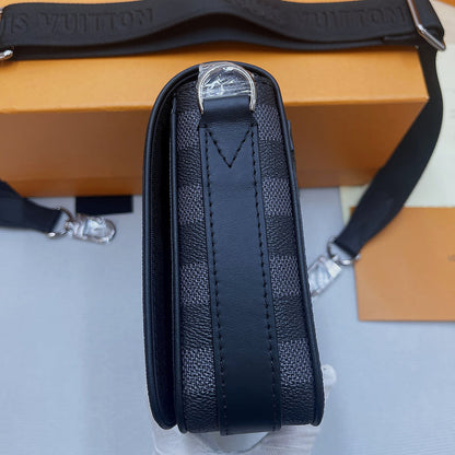 Franco Shops - Louis Vuittons  - 10300