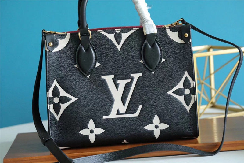 The Franco Shops - Louis Vuittons  - 7634