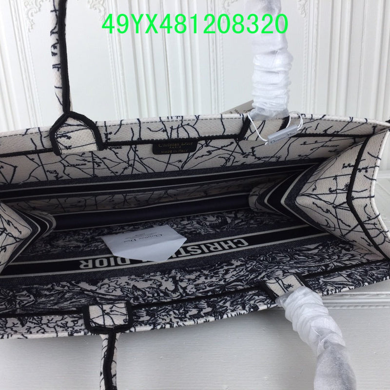 Christian Dior Bags Bags - The Tote   018