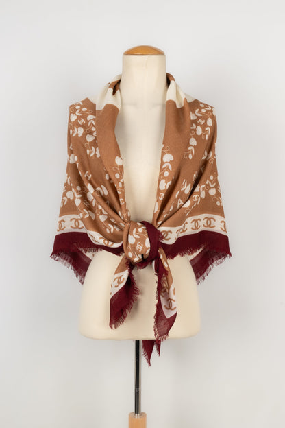 Foulard / étole en laine et cachemire Chanel
