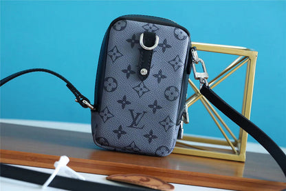 Franco Shops - Louis Vuittons  - 10383
