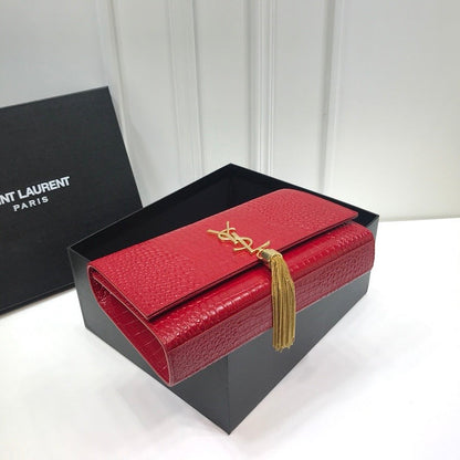 Yves Saint Laurent Kate Medium Chain Bag