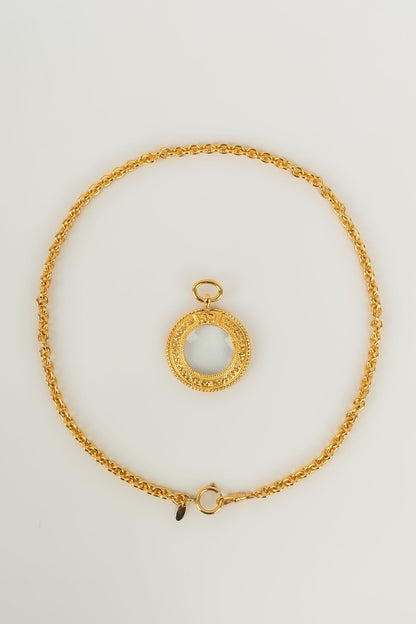 Collier loupe Chanel