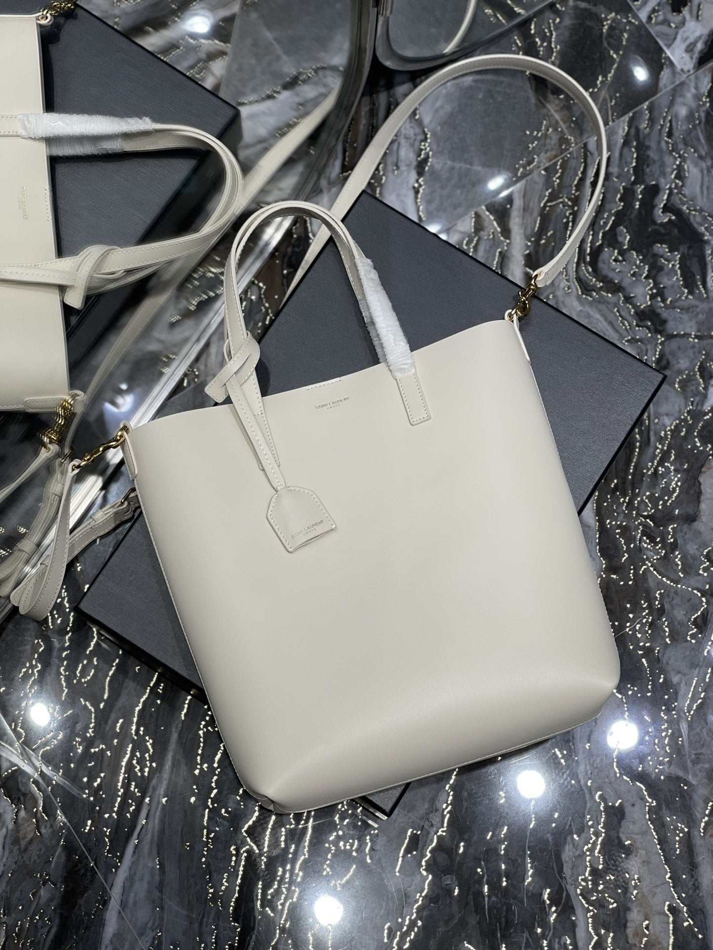 Yves Saint Laurent Shopping Bag White Toy In Supple