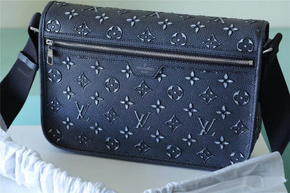 Franco Shops - Louis Vuittons  - 9993
