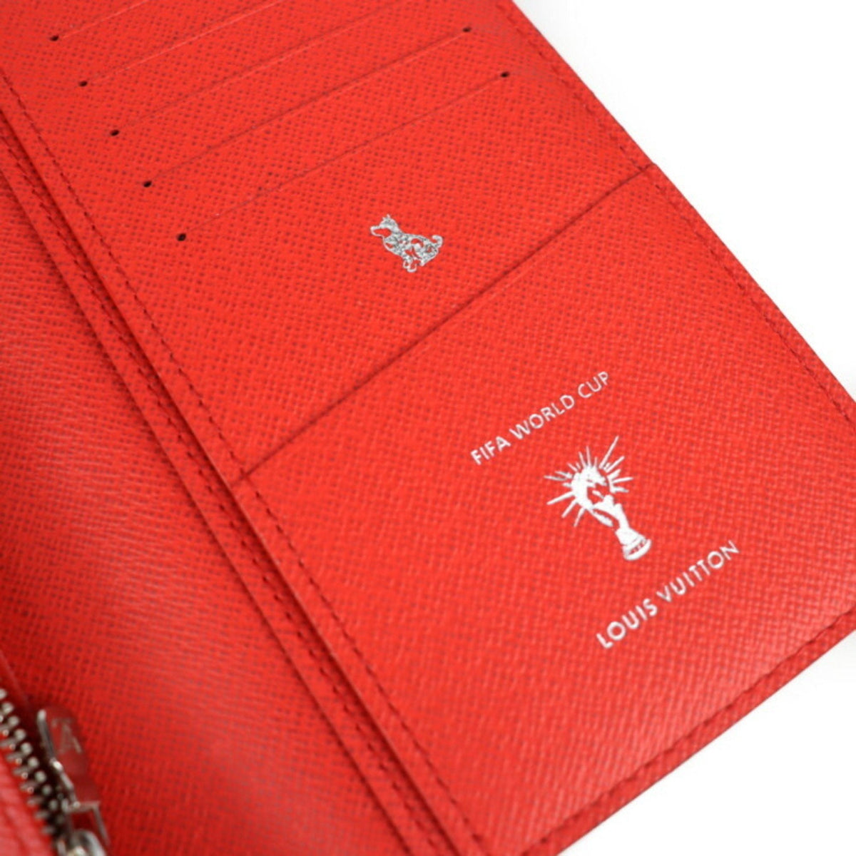 LOUIS VUITTON Brazza Wallet