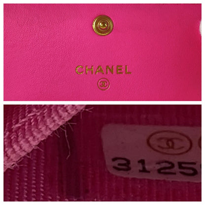 Chanel Chanel19 Matelassé Canvas Wallet