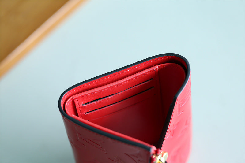 Franco Shops - Louis Vuittons  - 9383