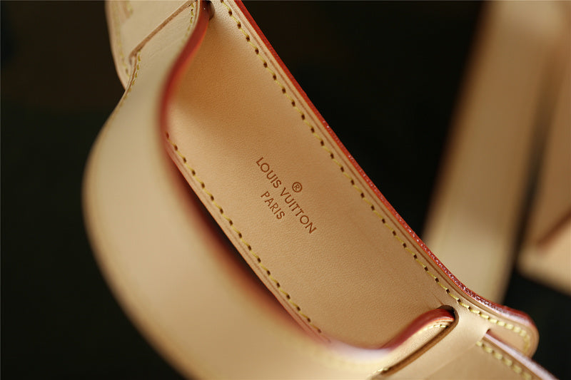 Franco Shops - Louis Vuittons  - 9473