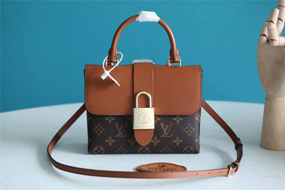 The Franco Shops - Louis Vuittons  - 7809