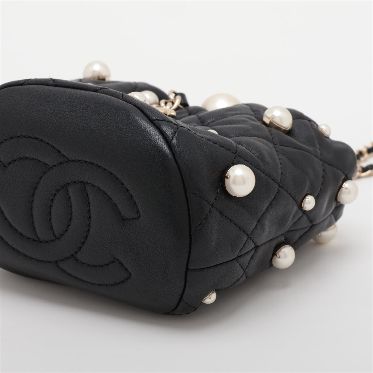 Chanel Matrasse  Handle Shoulder Bag Pearl Black G  31st AS2518