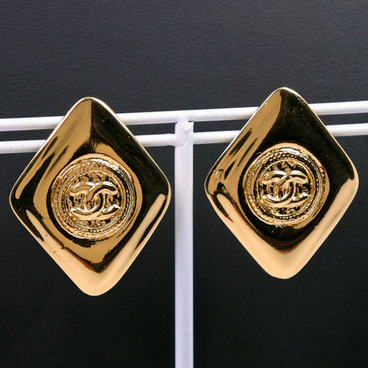 CHANEL Earring Plated Gold gold COCO Mark Women Used