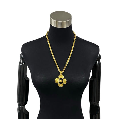 CHANEL Necklace Gold Plated gold