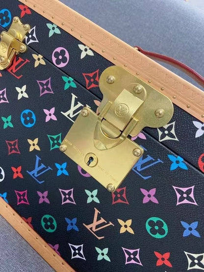Franco Shops - Louis Vuittons  - 9492