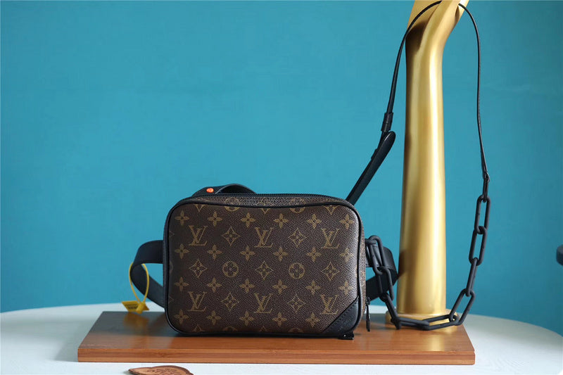 Franco Shops - Louis Vuittons  - 10393