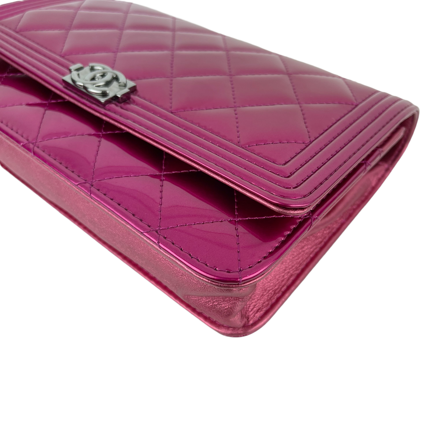 Boy Wallet on Chain Patent Magenta SHW