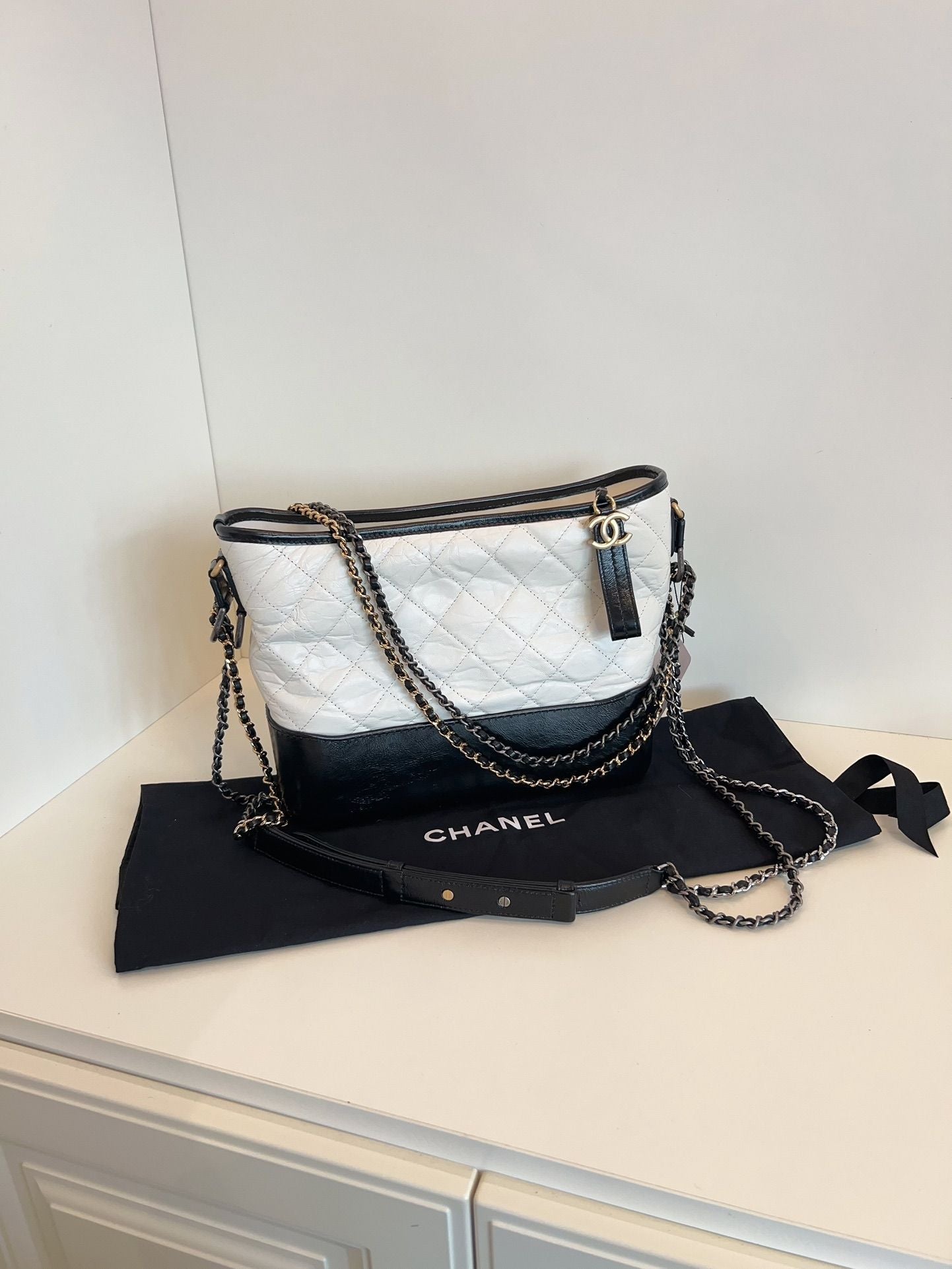 Chanel Gabrielle bag ×cm black& white