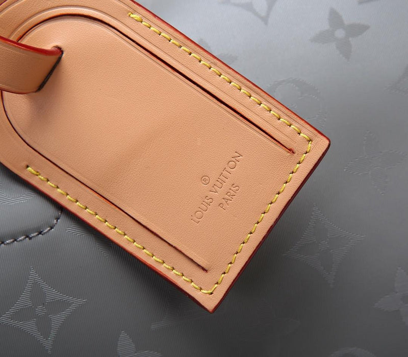 Franco Shops - Louis Vuittons  - 15573