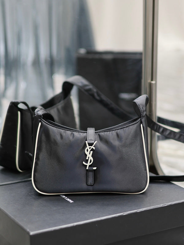 Franco Shops - Yves Saint Laurent - Bags - 165