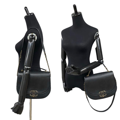 CHANEL Shoulder Bag lambskin black Matrasse
