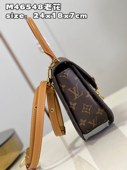 Franco Shops - Louis Vuittons  - 15773