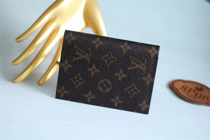 Franco Shops - Louis Vuittons  - 9247