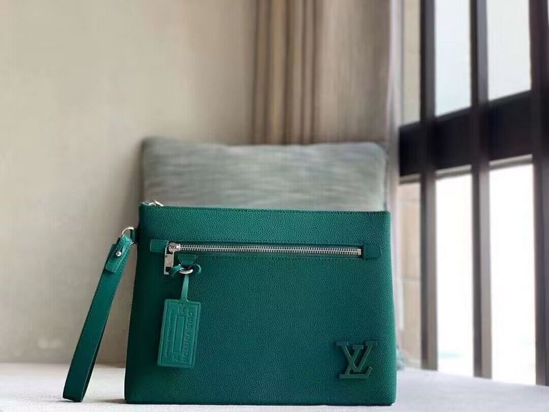 Franco Shops - Louis Vuittons  - 15275