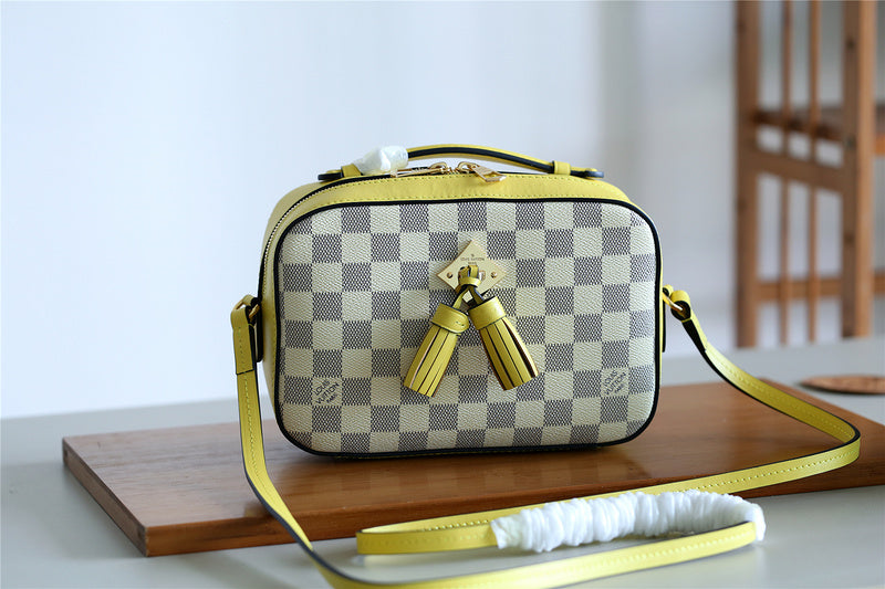 The Franco Shops - Louis Vuittons  - 7887