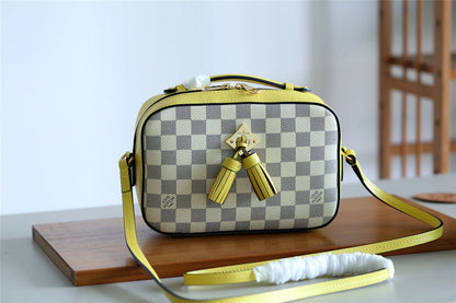 The Franco Shops - Louis Vuittons  - 7887