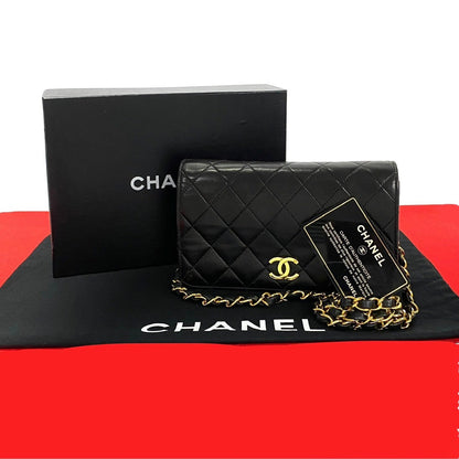 CHANEL Shoulder Bag lambskin black Matrasse