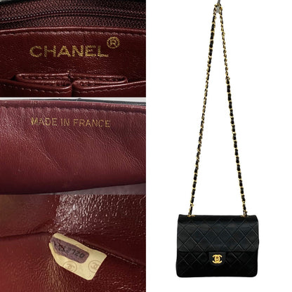 CHANEL Shoulder Bag lambskin black Matrasse