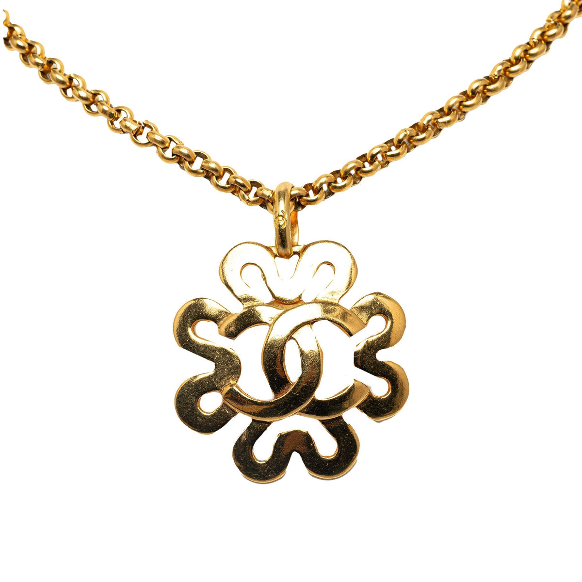 CHANEL CC Pendant Necklace Costume Necklace