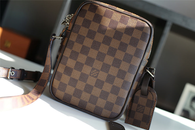 Franco Shops - Louis Vuittons  - 10371