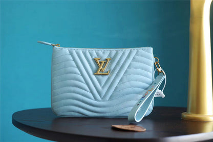 Franco Shops - Louis Vuittons  - 9237