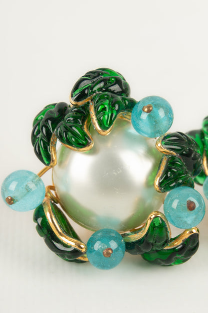 Boucles d'oreilles en pâte de verre Chanel