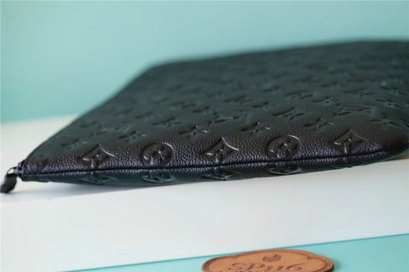Franco Shops - Louis Vuittons  - 10735