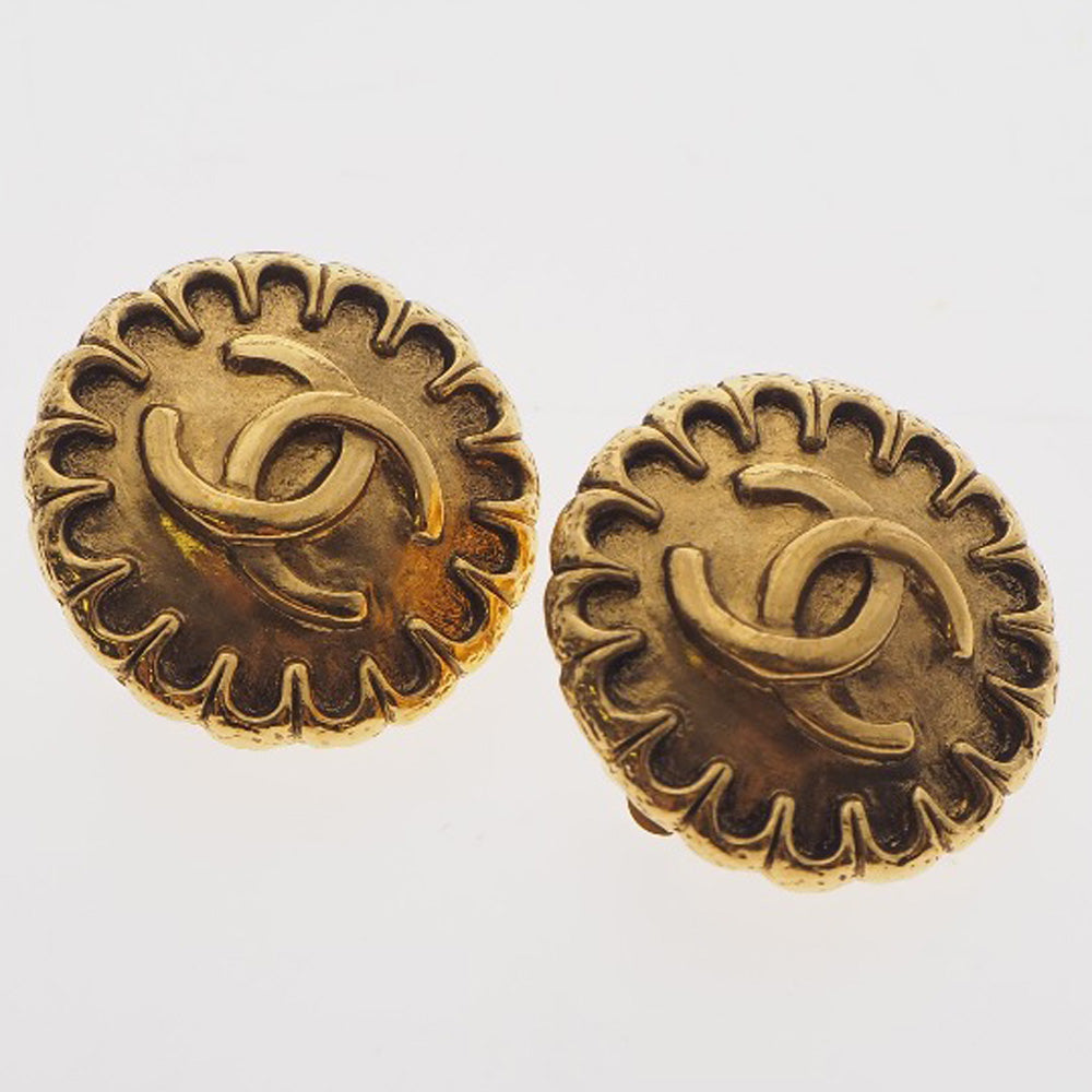 CHANEL Earring Plated Gold gold vintage COCO Mark Women Used